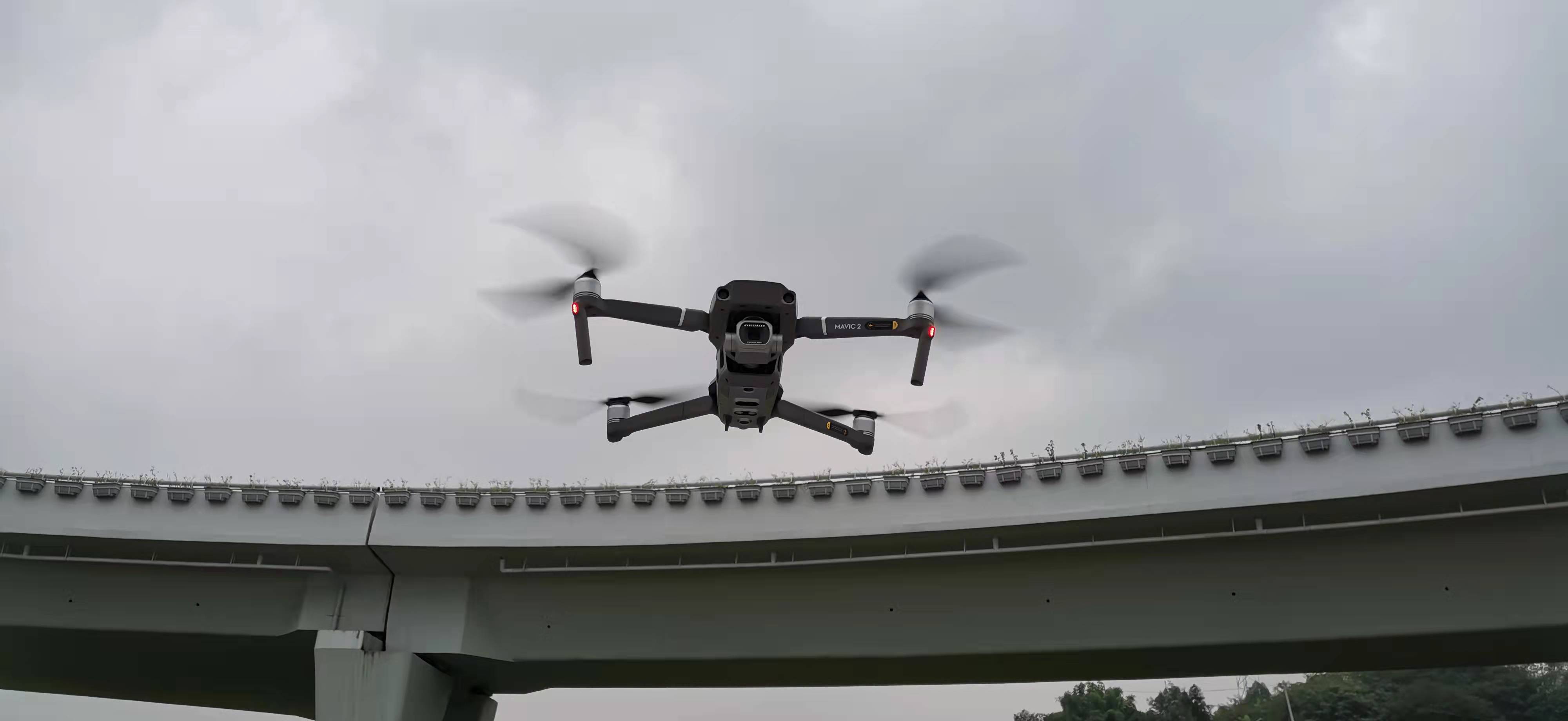 無(wú)人機高空巡檢常態(tài)化，助力城市管理精細化